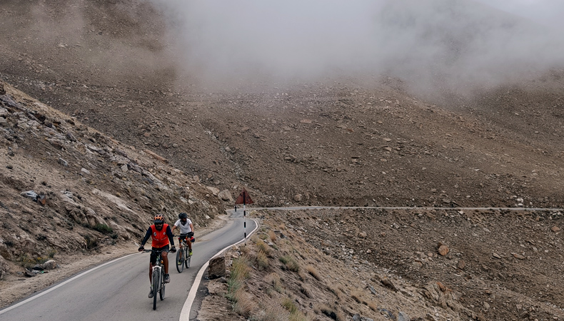 Umling La Pass - World’s highest motor able pass Cycling Expedition 2023